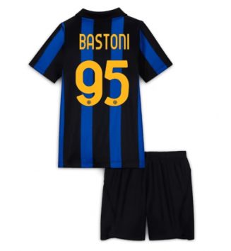 Inter Milan Alessandro Bastoni #95 Thuis tenue Kinder 2026-27 Korte Mouw (+ Korte broeken) Inter Milan Alessandro Bastoni #95 Thuis tenue Kinder 2026-27 Korte Mouw (+ Korte broeken)